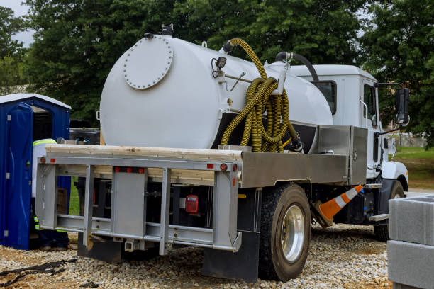 Best Porta potty rental near me  in Cottonwood, AL